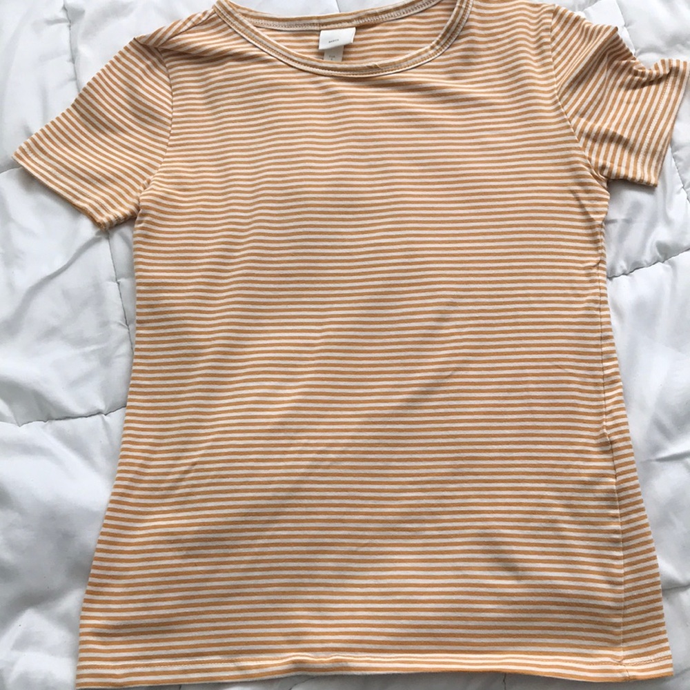 H&M striped t-shirt.  Gold and white. Size small